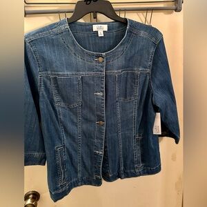Croft & Barrow Mid Length Sleeve Jean Jacket Size Extra Large with 2 Pockets
